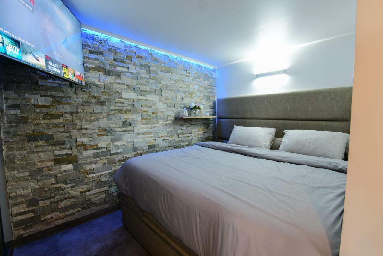 Le Petit Jardin Exotique Villa โบโซเลย ภายนอก รูปภาพ